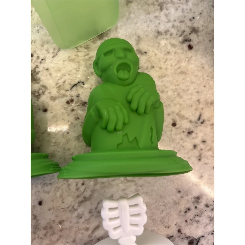 Tovolo Pop Molds Zombie Silicone Halloween Spooky‎ Fun Kids Summer Novelty